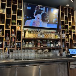 Rel'Lish Burger Lounge - Bar