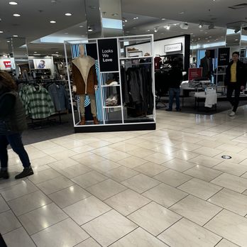 Macy's - Department Stores Near Me - Palo Alto, California