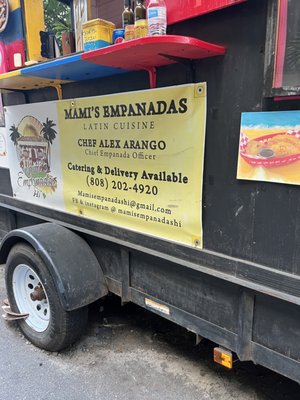 Mami's Empanadas by null