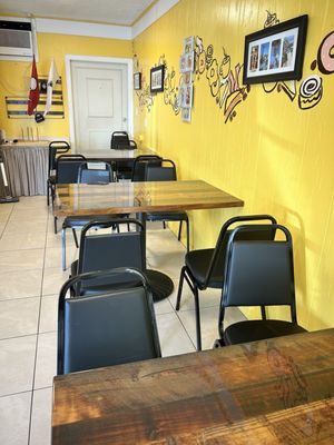 Bella's Bakes Cakes and Bagels