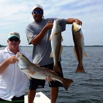 Patriotic Guide - Triple heading on Redfish - Fishing Near Me Patriotic Guide - Triple heading on Redfish - Fishing Near Me