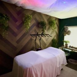 Reiki of San Diego - Our Mission Valley cozy healing room!