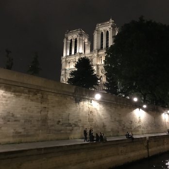 La Seine - Paris - Landmarks & Historical Buildings Near Me
