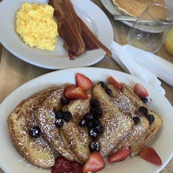 Grandview Restaurant - Breakfast & Brunch Near Me - Banner Elk, North Carolina