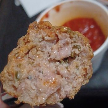 Vince's Pizza - Smh raw - Pizza Near Me - Chicago, Illinois