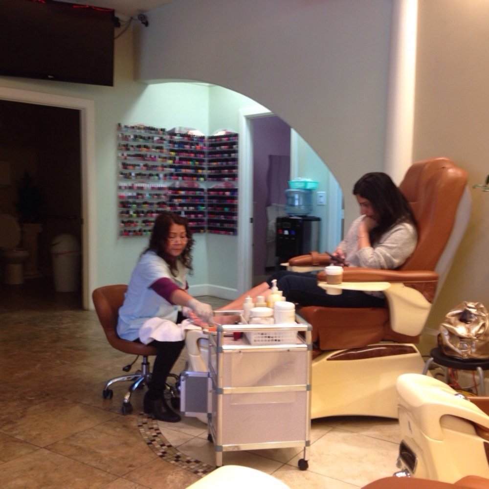 Perfect Nails - Nail salon tucked around the corner from Starbucks. - Nail Salons Near Me - Redwood City, California Perfect Nails - Nail salon tucked around the corner from Starbucks. - Nail Salons Near Me - Redwood City, California