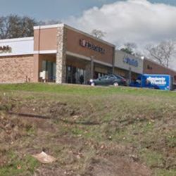 Rose Dental Care - Dentist Tyler - Hard to spot from the road but it's there next to dominos pizza