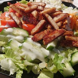 Café Correus - Salat mit Putenbruststreifchen