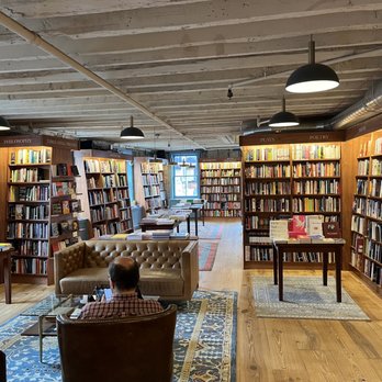 McNally Jackson - Gorgeous upstairs - Bookstores Near Me - New York, New York