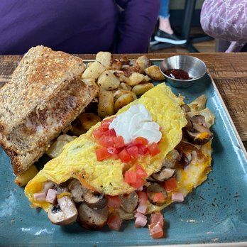 First Watch - Breakfast & Brunch Near Me - Hermitage, Tennessee