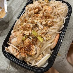 Coconut Thai Cafe - Pad Thai Dinner