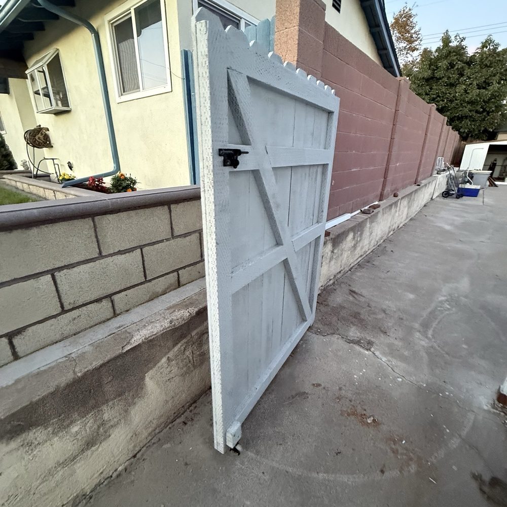 ReCo Handyman Services - Backyard gate replacement - Handyman Near Me