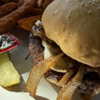 Never Enough Thyme - French Onion Burger w/ Wedge Fries - Cafes Near Me - Alpharetta, Georgia Never Enough Thyme - French Onion Burger w/ Wedge Fries - Cafes Near Me - Alpharetta, Georgia