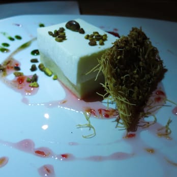 Lola - Greek yogurt dessert - Greek Near Me - Seattle, Washington Lola - Greek yogurt dessert - Greek Near Me - Seattle, Washington