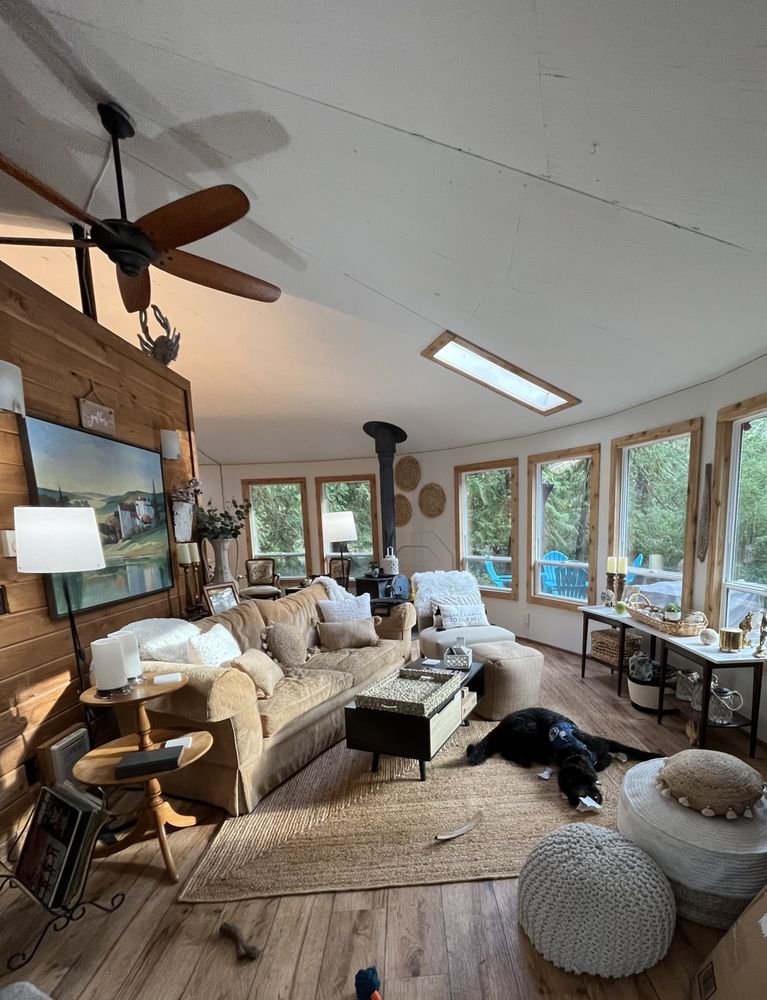 Almaraz Construction Resources - veterans service organization in Puyallup, WA