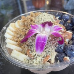 BanaSun Smoothie Bar - This is my cocoa blend bowl with protein topping pack