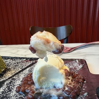 Flaming Kitchen - Vanilla Ice Cream - Hot Pot Near Me - Mississauga, Ontario Flaming Kitchen - Vanilla Ice Cream - Hot Pot Near Me - Mississauga, Ontario