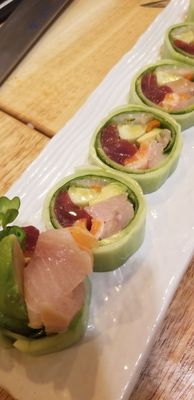 Haru sushi by null