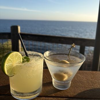 Nelson's - Great cocktails (spicy margarita and dirty martini) with a view - Seafood Near Me - Rancho Palos Verdes, California Nelson's - Great cocktails (spicy margarita and dirty martini) with a view - Seafood Near Me - Rancho Palos Verdes, California