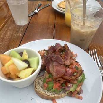 Yellowfin Bar & Kitchen - Avacado Toast - American Near Me - Key West, Florida Yellowfin Bar & Kitchen - Avacado Toast - American Near Me - Key West, Florida