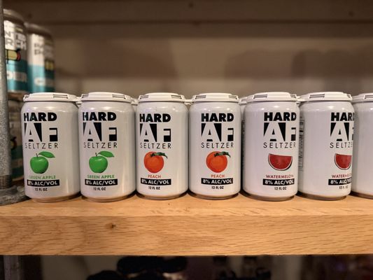 Beer Girl, Growlers & Bottleshop by null