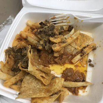 Carniceria El Amigazo - Asada fires - Mexican Near Me - Bakersfield, California