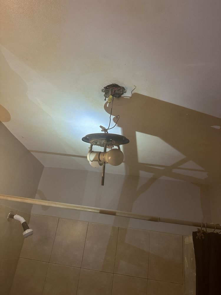 Slide of 1st Choice Building Maintenance