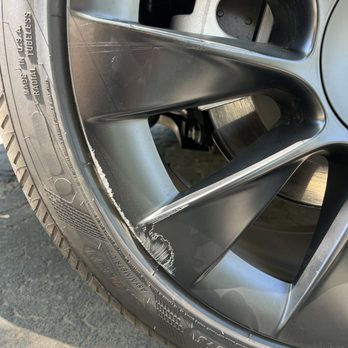 Capital Wheel Repair - Before - Wheel & Rim Repair Near Me