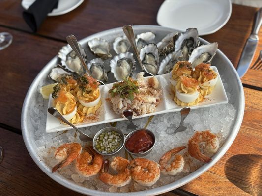 The Lake Chalet Seafood Bar & Grill by null