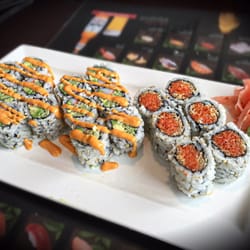Spicy California roll & spicy salmon roll (lunch special)