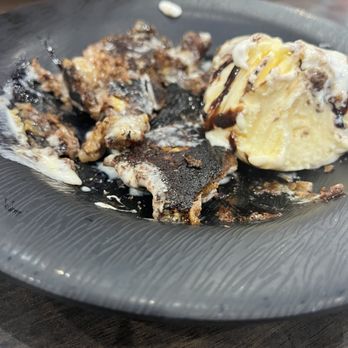Buffalo Wild Wings - Triple Chocolate Chip Cookie Skillet - American Near Me - Gallipolis, Ohio Buffalo Wild Wings - Triple Chocolate Chip Cookie Skillet - American Near Me - Gallipolis, Ohio