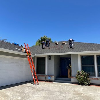 SunPower - Two workers on one anchor - Solar Installation Near Me - Richmond, California SunPower - Two workers on one anchor - Solar Installation Near Me - Richmond, California