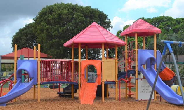 Creative Learning Experience- - childcare center in Palm Springs, FL