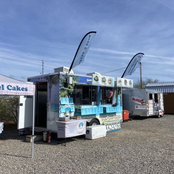 Sweet Breeze Crepes - a food truck parked in a parking lot - Creperies Near Me Sweet Breeze Crepes - a food truck parked in a parking lot - Creperies Near Me