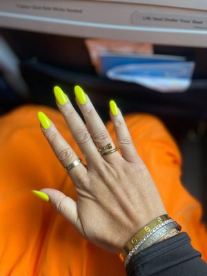 Holly's Nail Bar & Spa