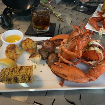 88 Keys - Friday night lobster special - New American Near Me - Punta Gorda, Florida