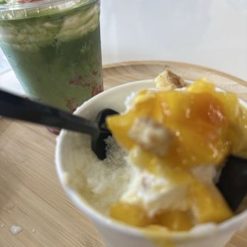 Floe - Matcha & Bingsoo Cafe - Shaved Ice Near Me - Fullerton, California