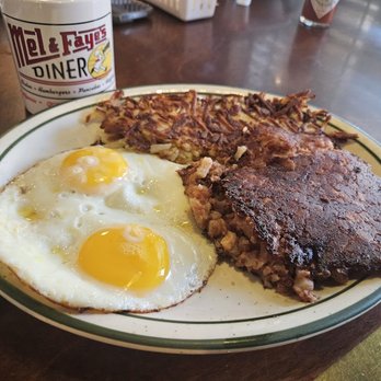 Mel & Faye's Diner - Corned Beef Hash and sunny-side up eggs,  with hash browns and coffee. - American Near Me - Jackson, California