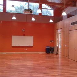 Thomas G Crowder Woodland Center and Lake Johnson Pool - Dogwood Room