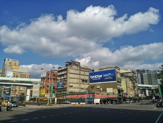 Guang Hua Digital Plaza by null