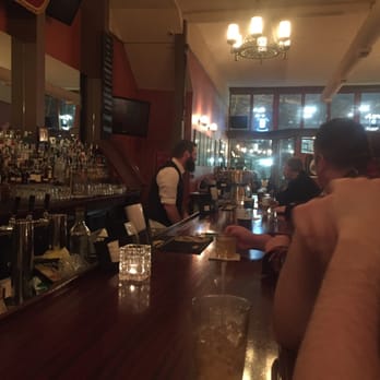 Uisce Irish Pub - Pubs Near Me - Bellingham, Washington