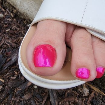 312 Nails & Spa - Horrible uneven cut. - Nail Salons Near Me - Wheeling, Illinois