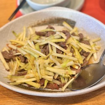 Noah's Kitchen - Asian Fusion Near Me - Brookline, Massachusetts