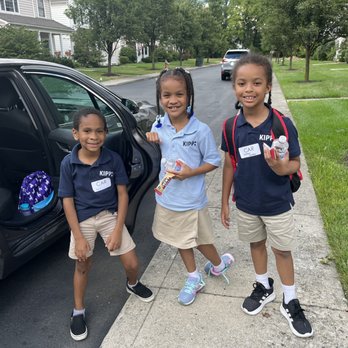 She Drives Rideshare - Yes we provide snacks to our school-age riders. - Taxis Near Me She Drives Rideshare - Yes we provide snacks to our school-age riders. - Taxis Near Me