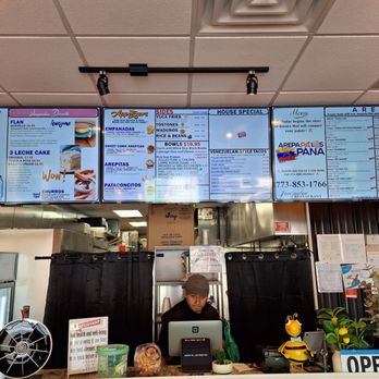 Arepa Pa Los Pana - Michael A. - Owner. - Venezuelan Near Me - Chicago, Illinois Arepa Pa Los Pana - Michael A. - Owner. - Venezuelan Near Me - Chicago, Illinois