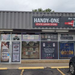 Handy One Liquor Store - Storefront