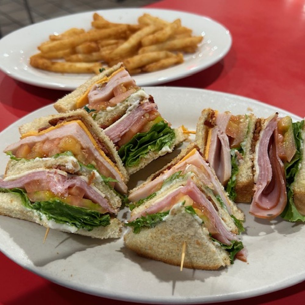 Freeway Cafe - Meaty, filling Club - Diners Near Me - Tulsa, Oklahoma Freeway Cafe - Meaty, filling Club - Diners Near Me - Tulsa, Oklahoma