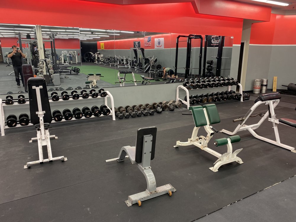 Team Room Fitness Image