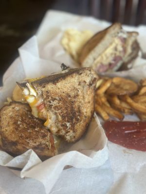 Fat Dan's Deli by null