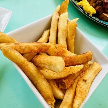 Pineapple Sol - Side of fries - Coffee & Tea Near Me - Cary, North Carolina